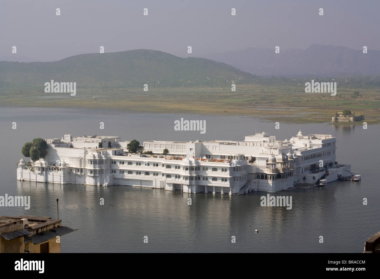 Lake Palace y el Lago Pichola, Udaipur, Rajastán, India, Asia Foto de stock
