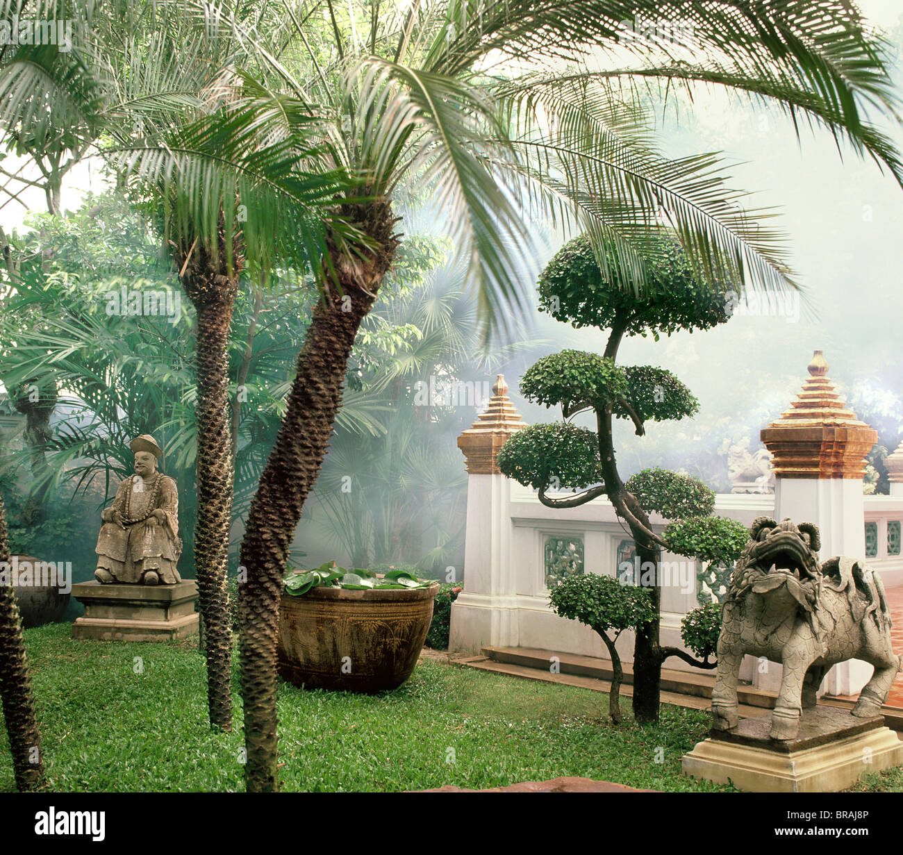 Museo de Prasat Jardín, Bangkok, Tailandia, el sudeste de Asia, Asia Foto de stock