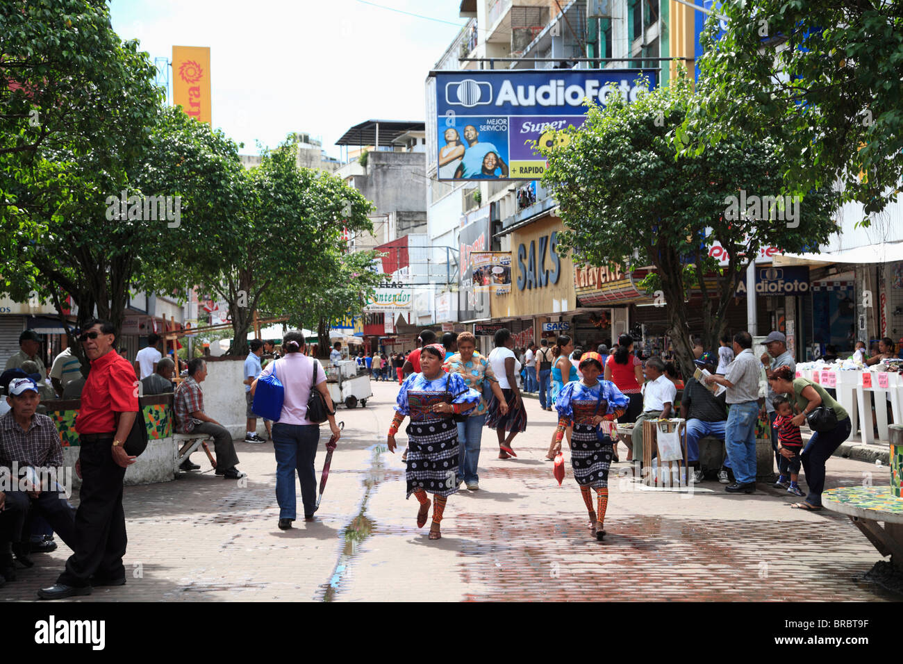 La Avenida Central, Ciudad de Panamá, Panamá, América Central