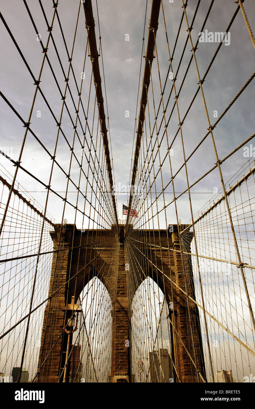 Vista del puente de Brooklyn en Nueva York Foto de stock
