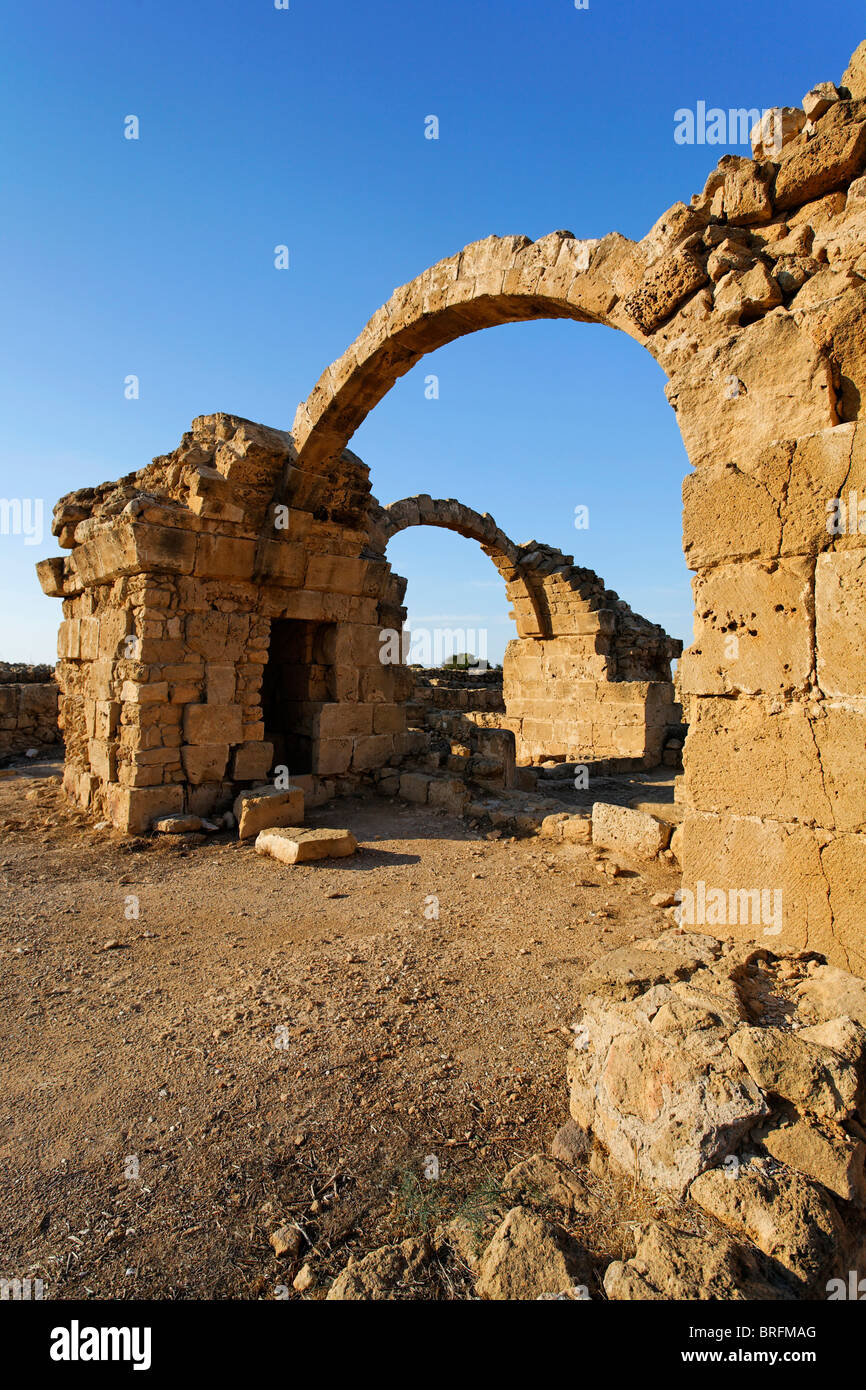 Saranda Kolones fortaleza, arquería, arqueología, Patrimonio Mundial de la UNESCO, Kato, Pafos, Pafos, Chipre, Europa Foto de stock