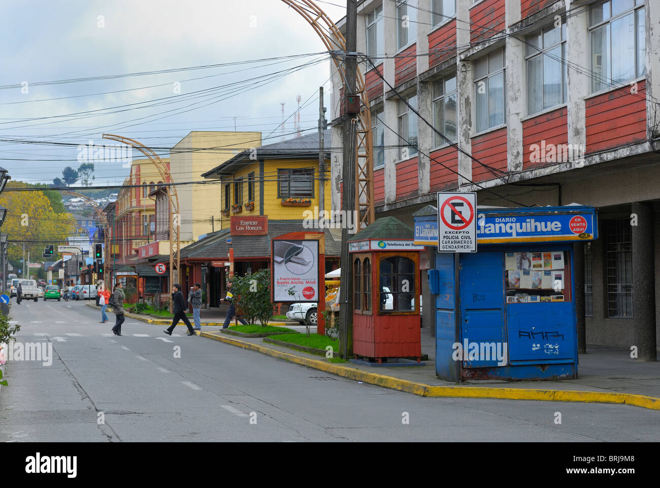 Calles de Puerto Varas, Patagonia Chilena ciudad de la región de los Lagos, Chile Foto de stock