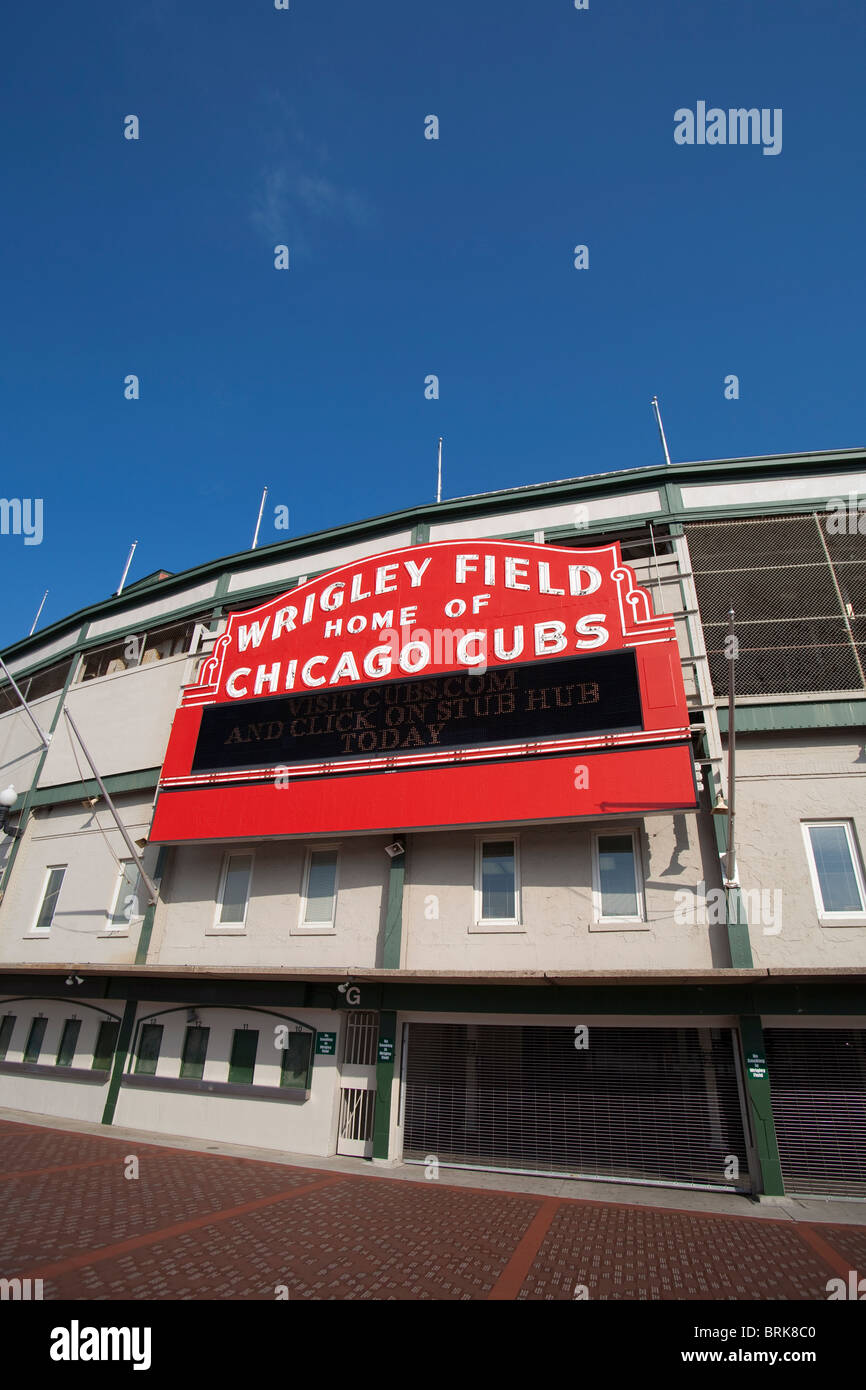 Estadio Wrigley Field, hogar de los Chicago Cubs Major League Baseball Equipo en Chicago, Illinois, EE.UU. Foto de stock