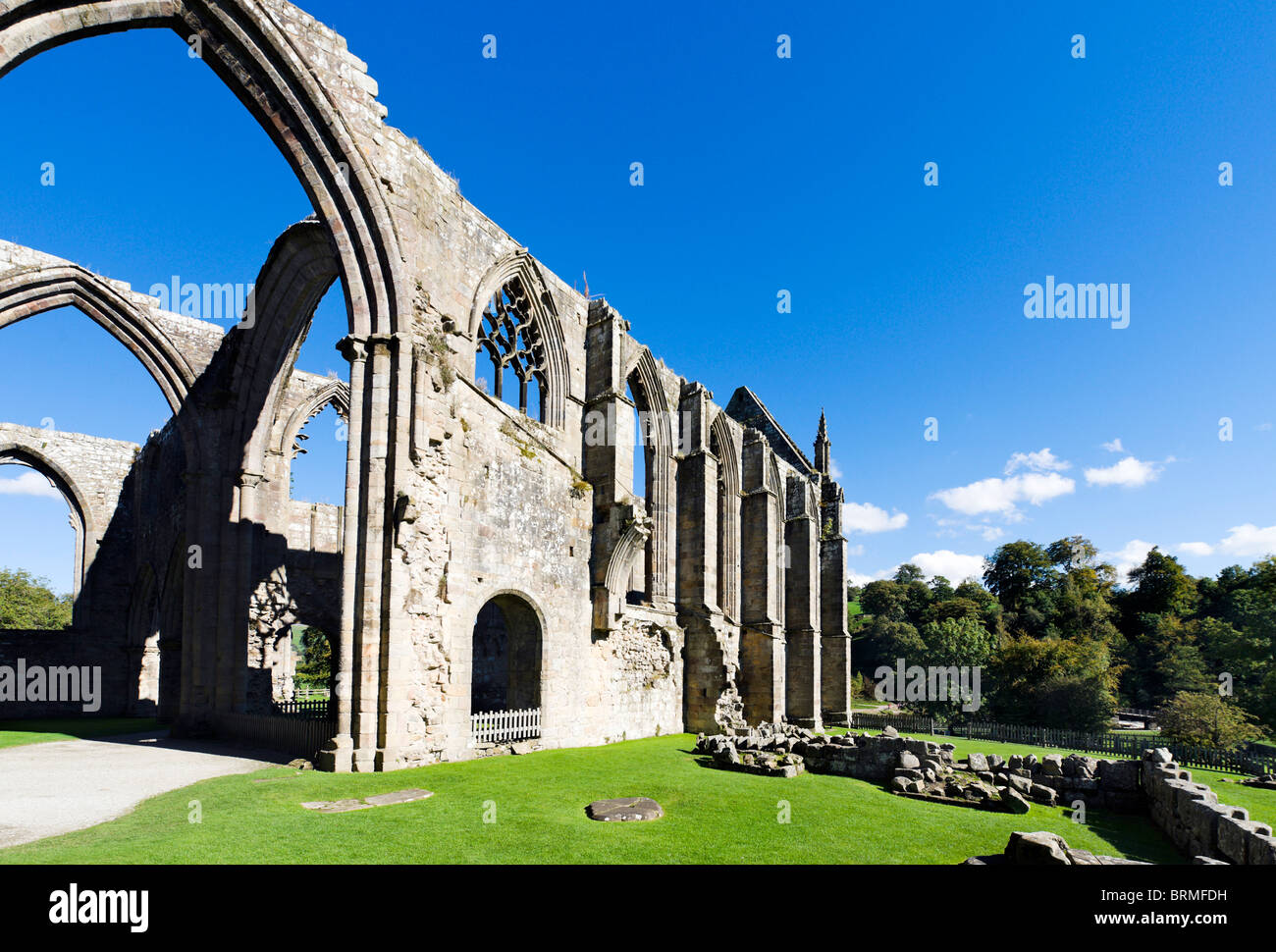 El priorato, Bolton Bolton Abbey, Wharfedale, Yorkshire Dales, North Yorkshire, Inglaterra, Reino Unido. Foto de stock