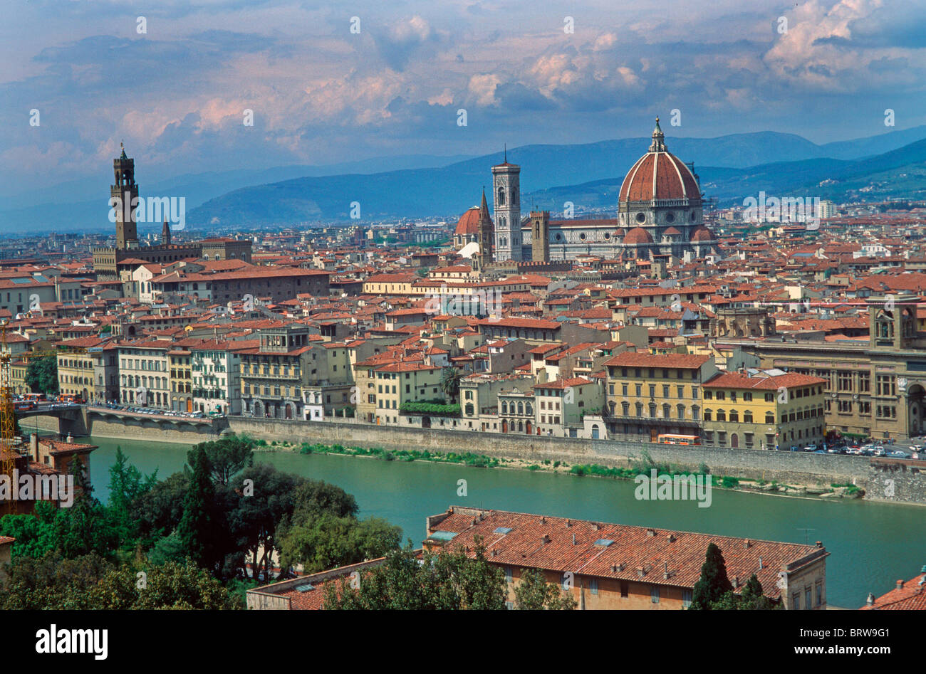Panorama con el río Arno, Florencia, Toscana, Italia, Europa Foto de stock