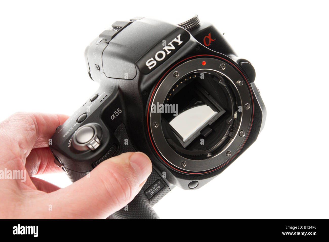 La Alpha 55 de Sony digital traslúcido de lente 'single' cámara lanzada en  octubre de 2010, celebrada en la mano Fotografía de stock - Alamy
