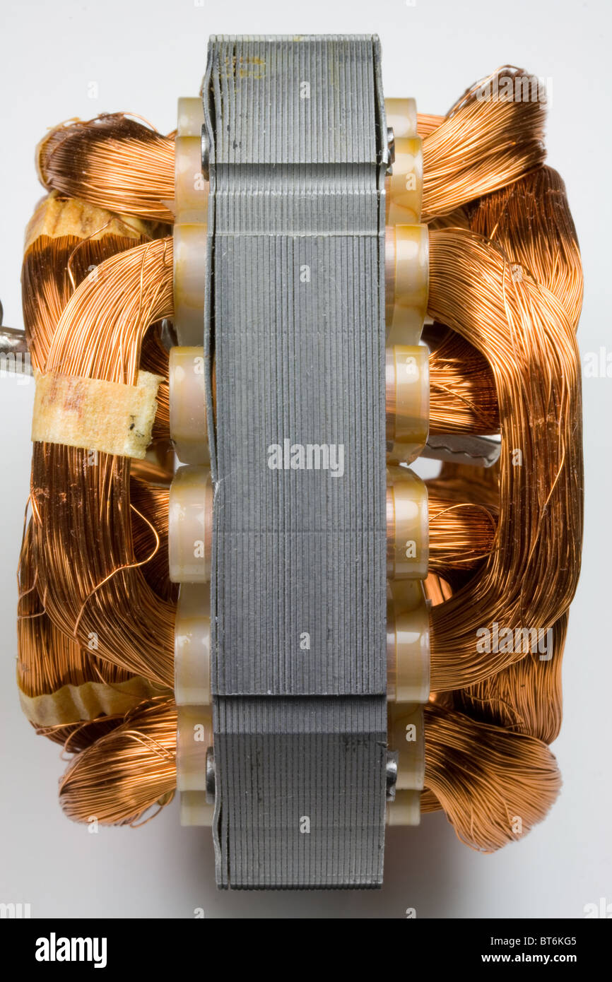 Las bobinas de alambre de cobre en Motor Eléctrico Fotografía de stock -  Alamy