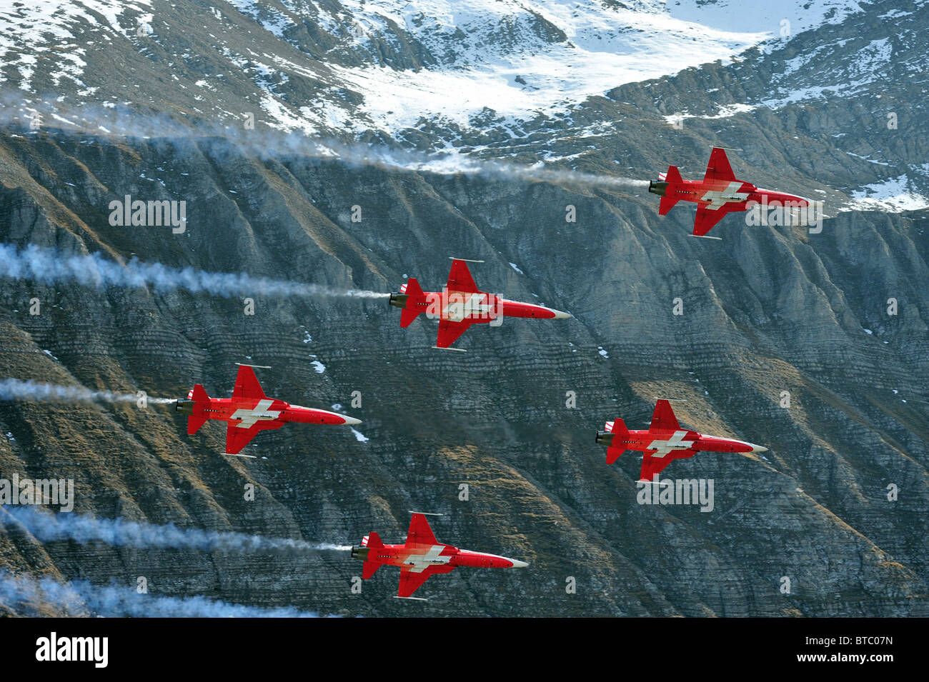 Las fuerzas aéreas suizas Axalp Ejercicio y Air Show Foto de stock