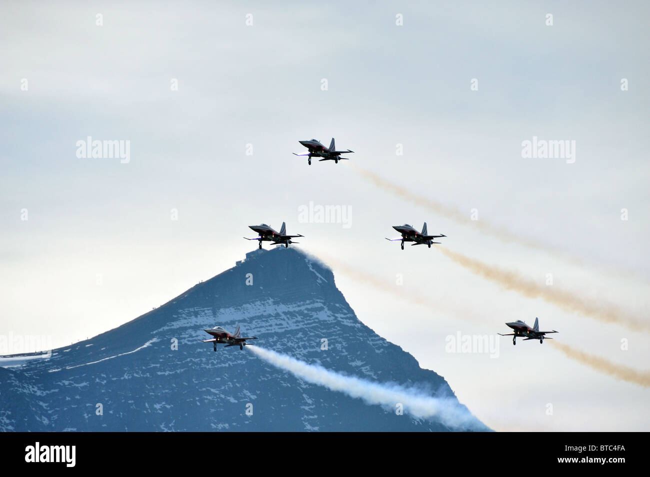 Las fuerzas aéreas suizas Axalp Ejercicio y Air Show Foto de stock