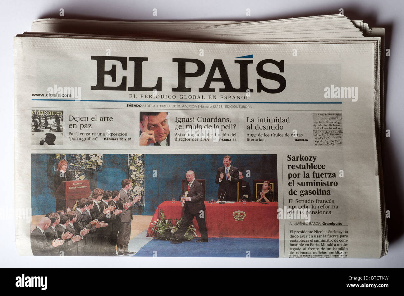 Diario español El Pais (El País Fotografía de stock - Alamy