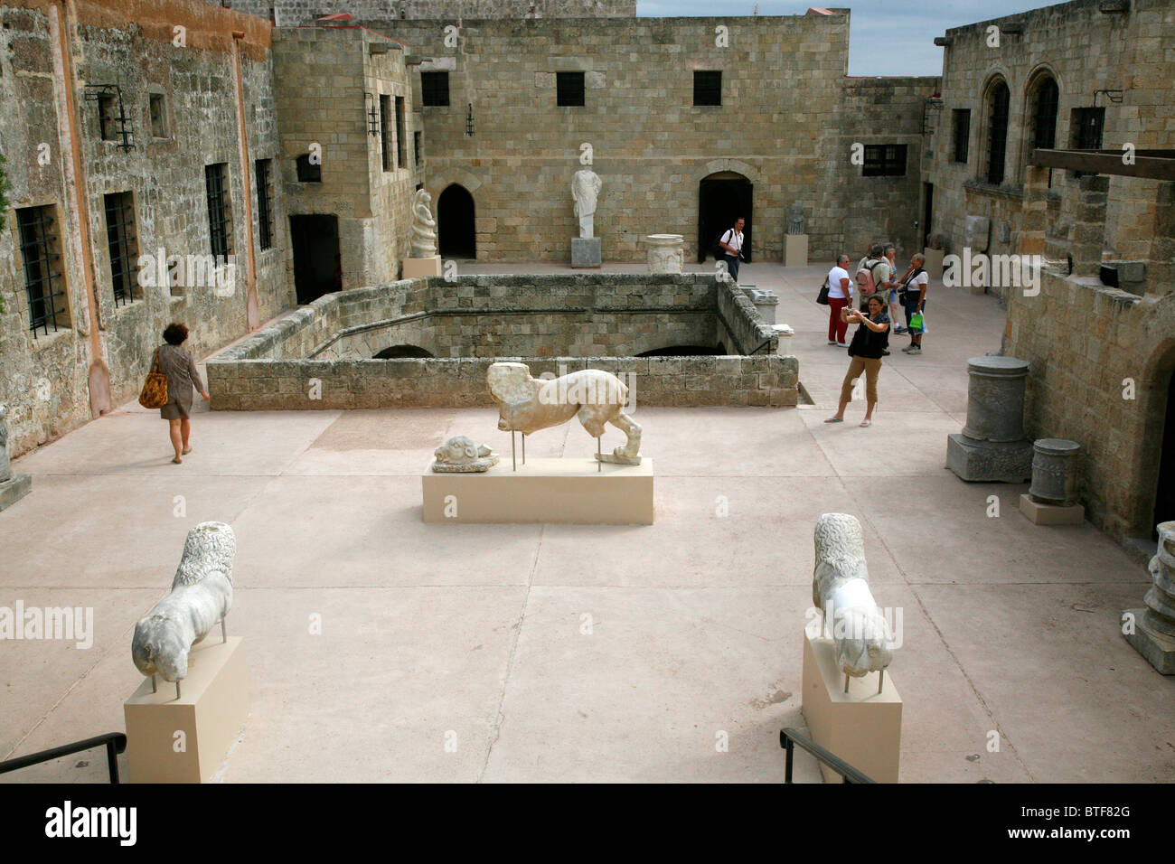 El museo arqueológico en el casco antiguo de Rodas, Rodas, Grecia. Foto de stock