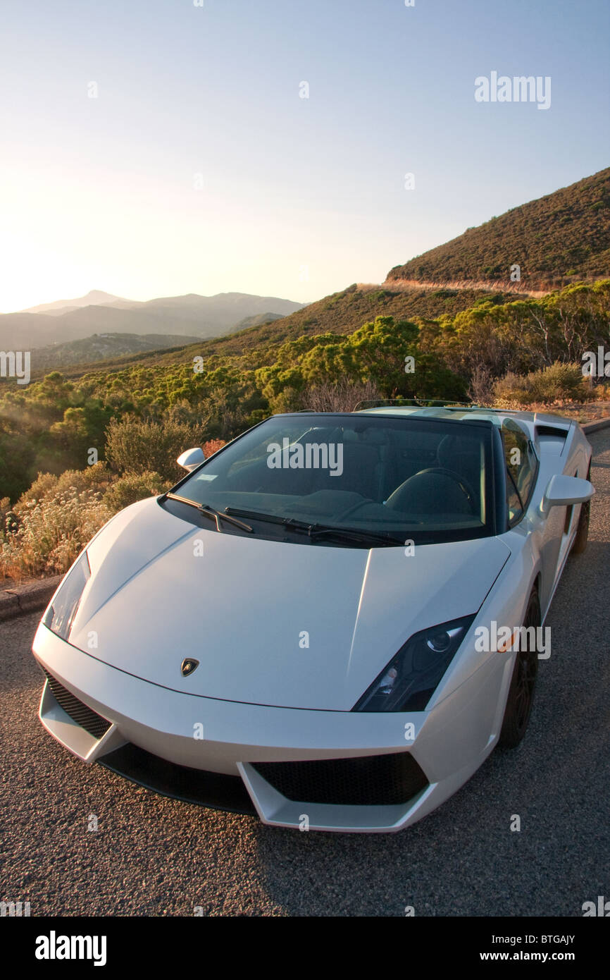 Vista frontal del Lamborghini Gallardo Spyder Fotografía de stock - Alamy