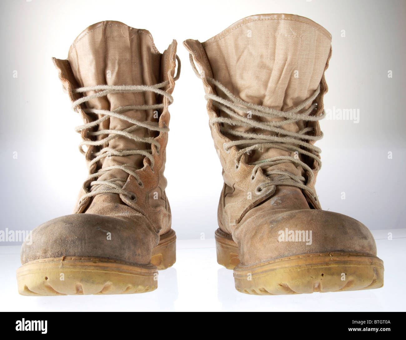Ejército botas del desierto Foto de stock