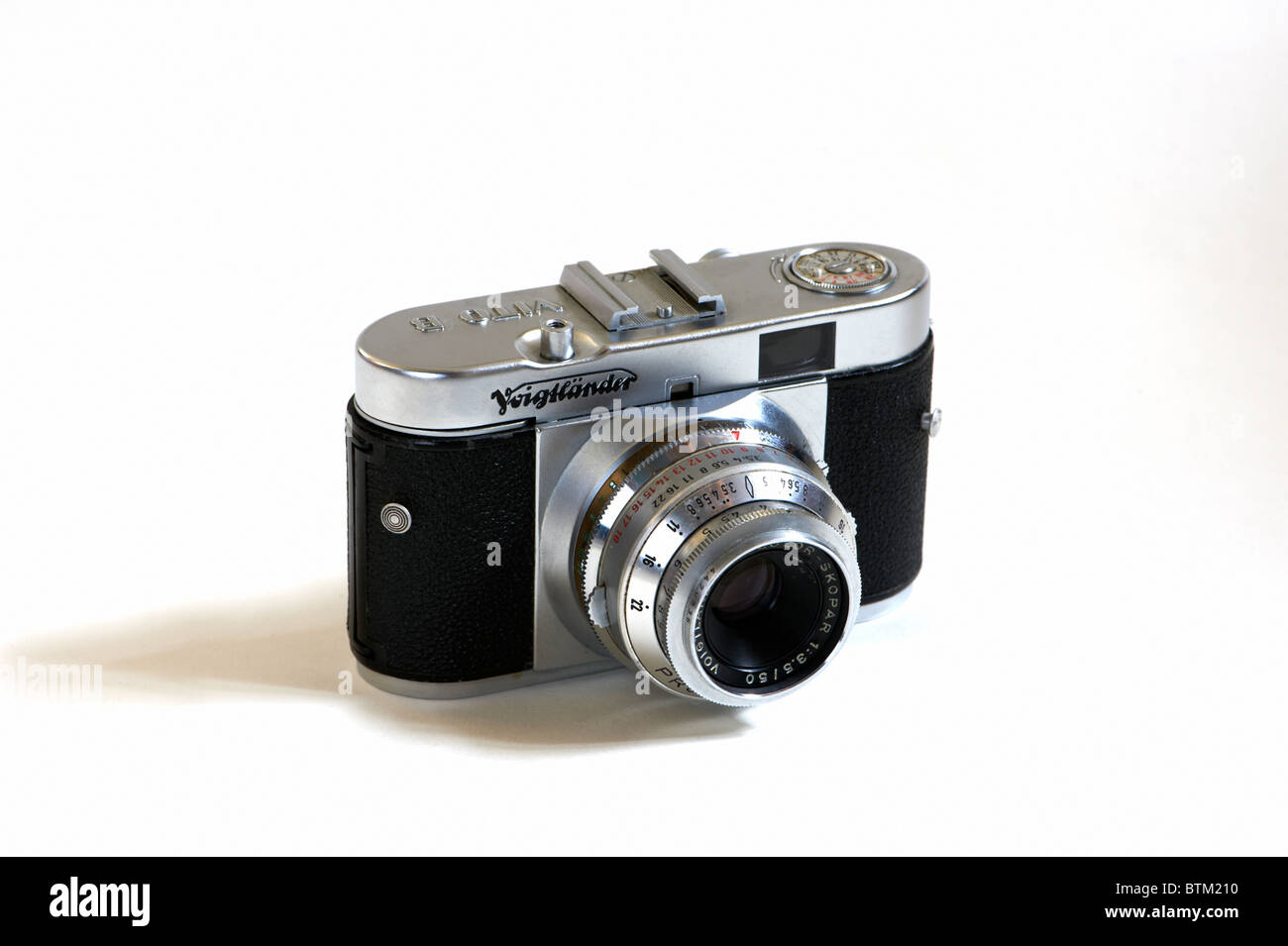 VOIGTLANDER VITO B, cámara, cámara de cine, Vintage camera, cámara alemana  Fotografía de stock - Alamy