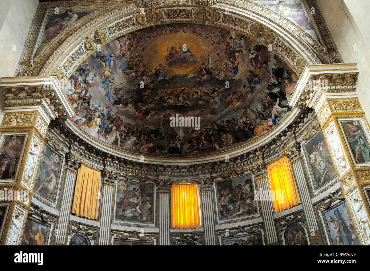 Iglesia Quattro Santi Coronati Fotos e Imágenes de stock Alamy