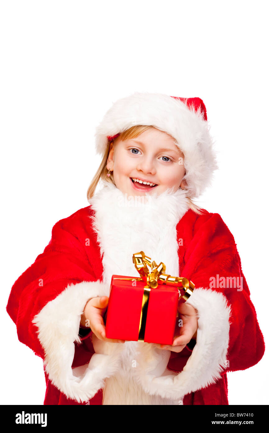 Feliz joven niña vestidos como Santa Claus tiene un regalo de Navidad en  las manos. Aislado sobre fondo blanco Fotografía de stock - Alamy