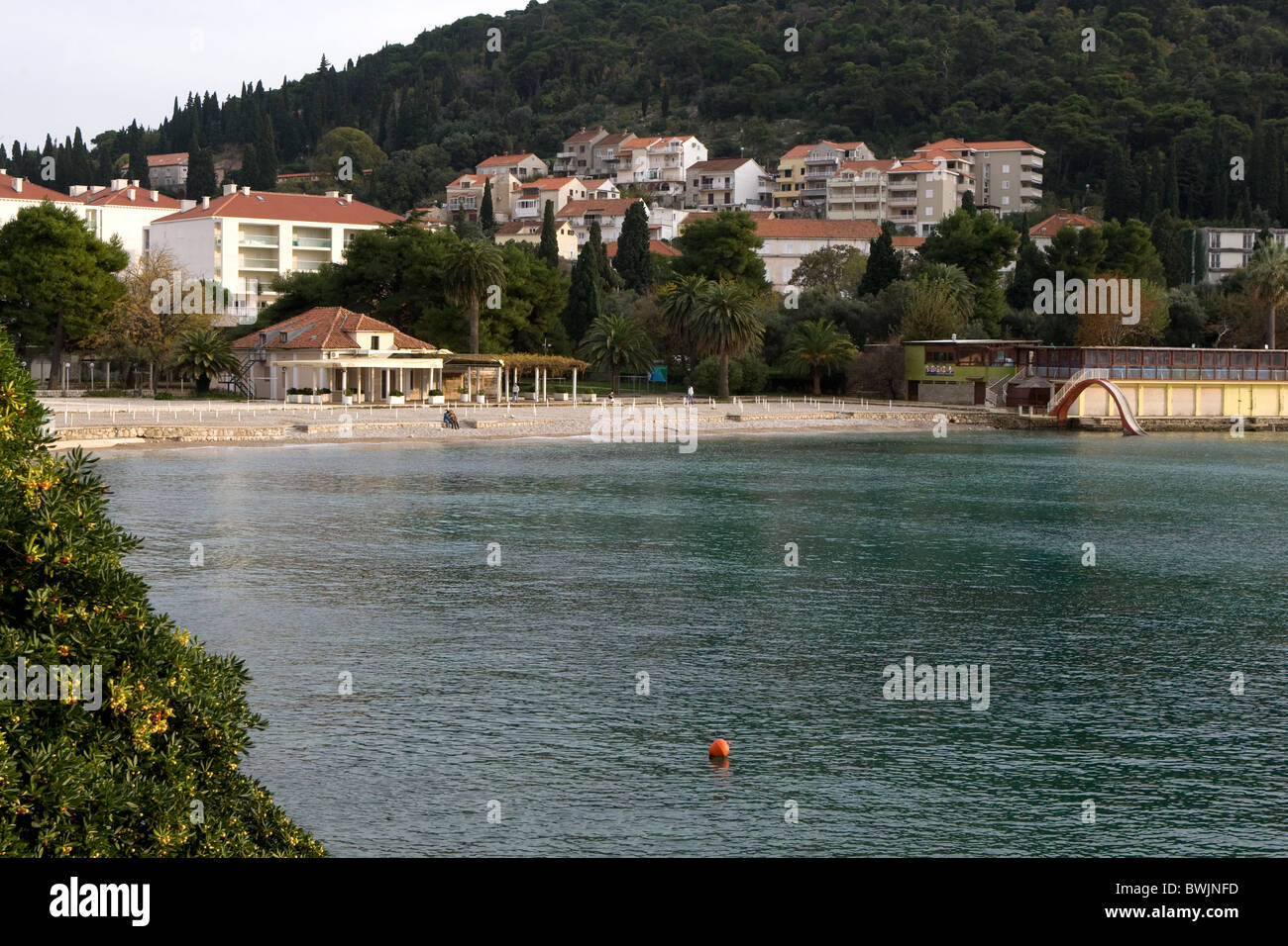 La península de Lapad de Dubrovnik en la playa Foto de stock