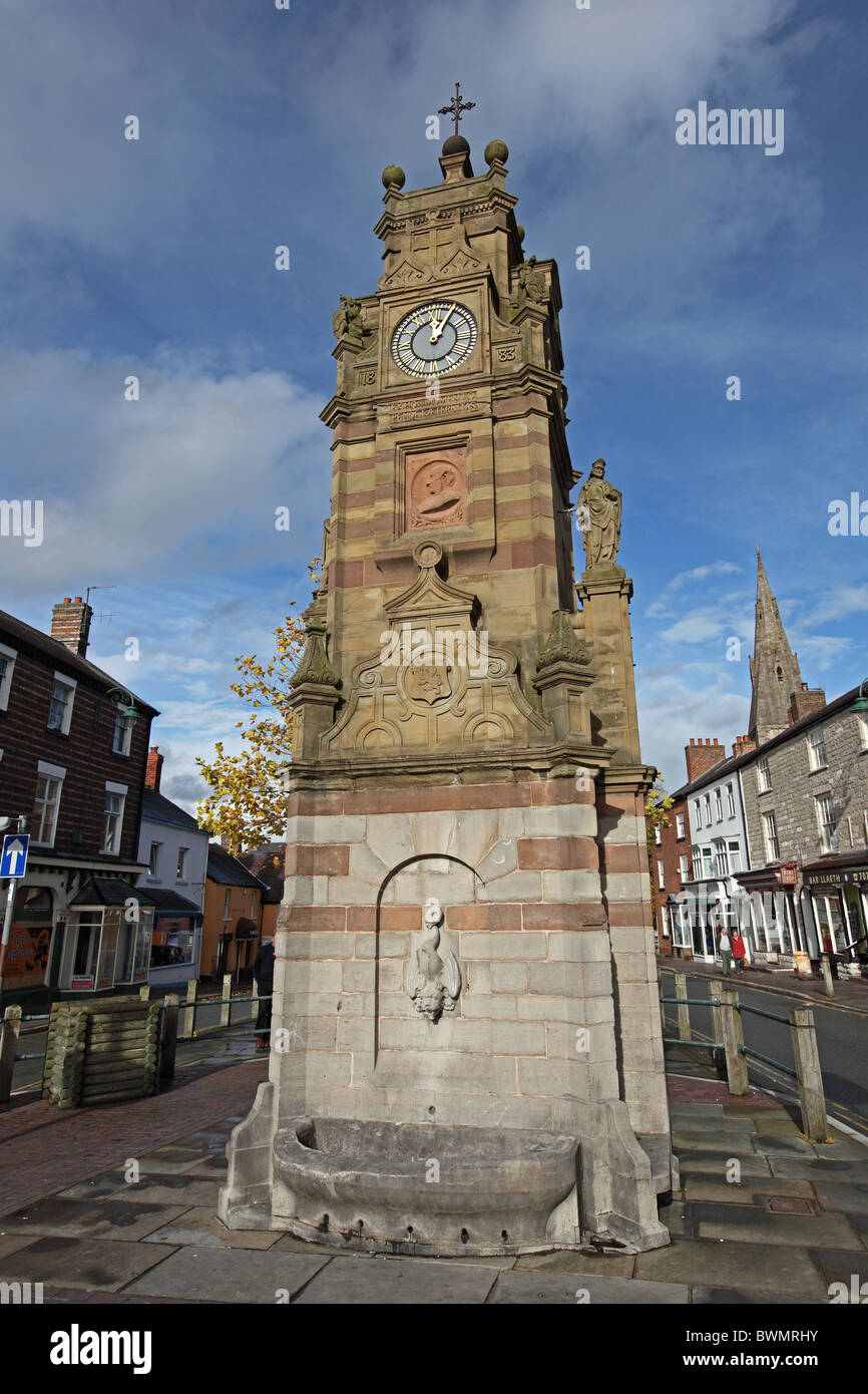 Memorial de Joseph Pares en la Plaza de San Pedro, al norte de Gales, Denbighshire Ruthin Foto de stock