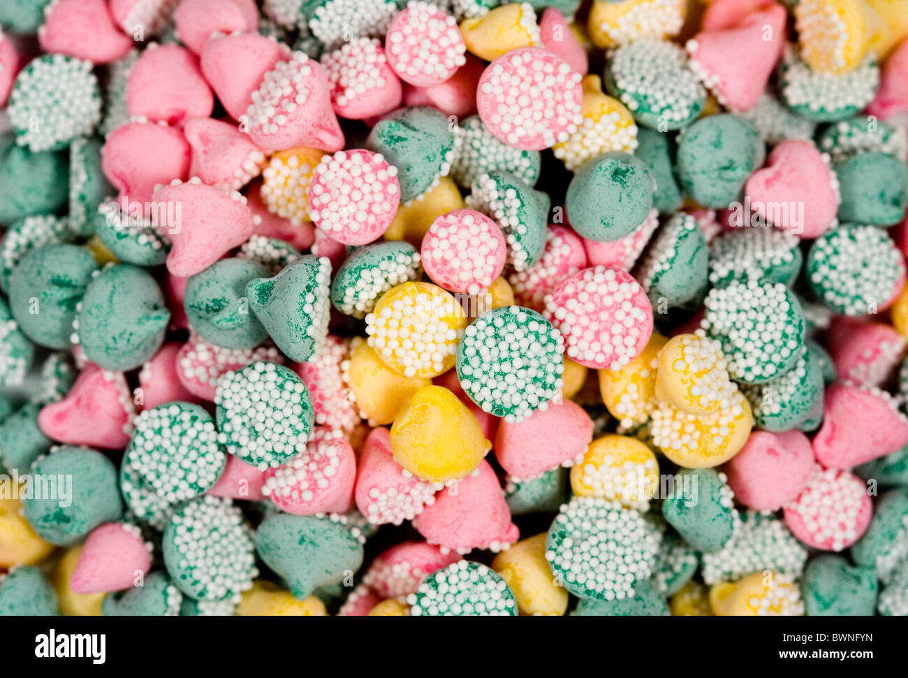 Dulces en colores pastel fotografías e imágenes de alta resolución - Alamy