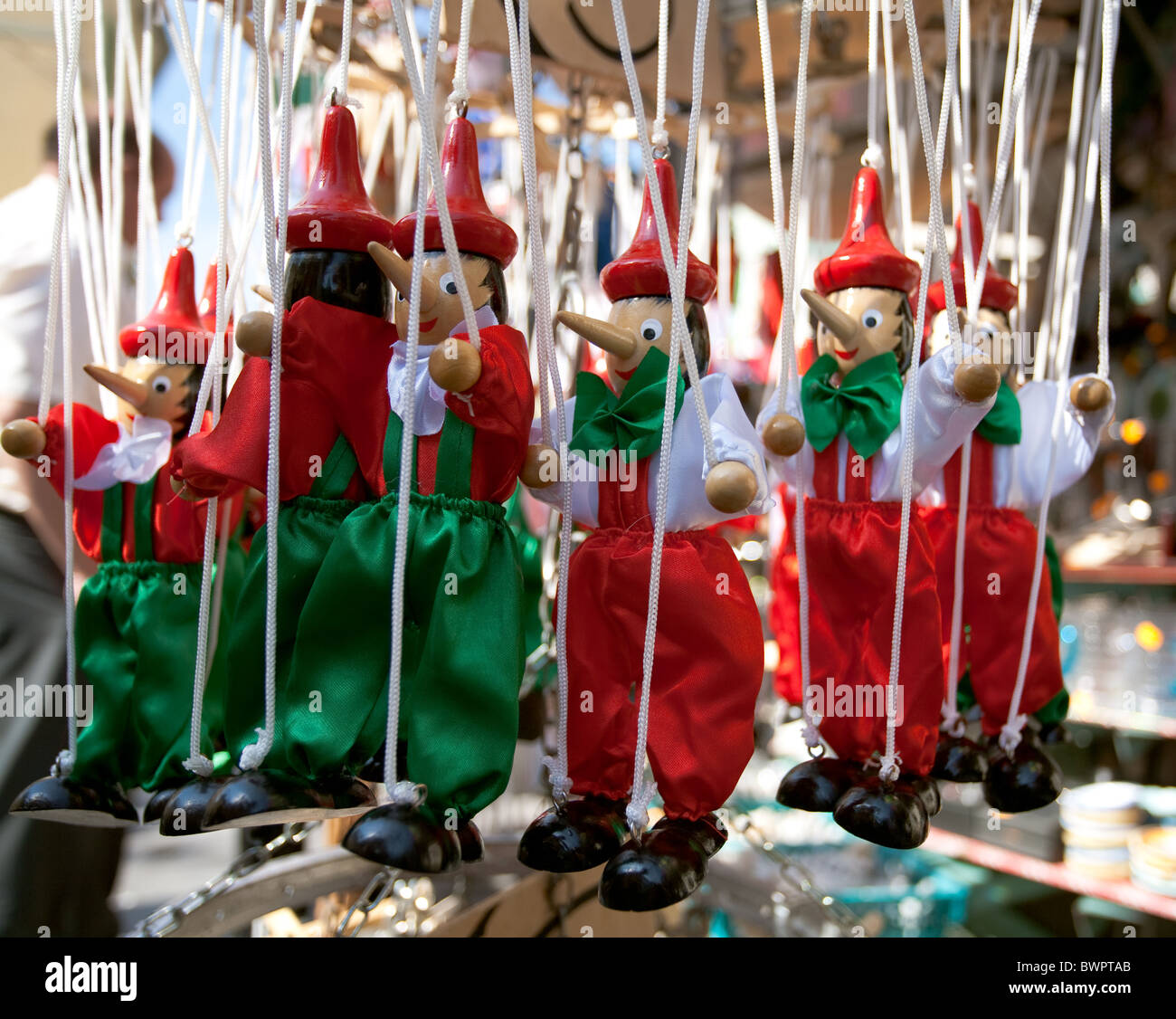 Pinocho las muñecas de madera souvenirs PISA Foto de stock