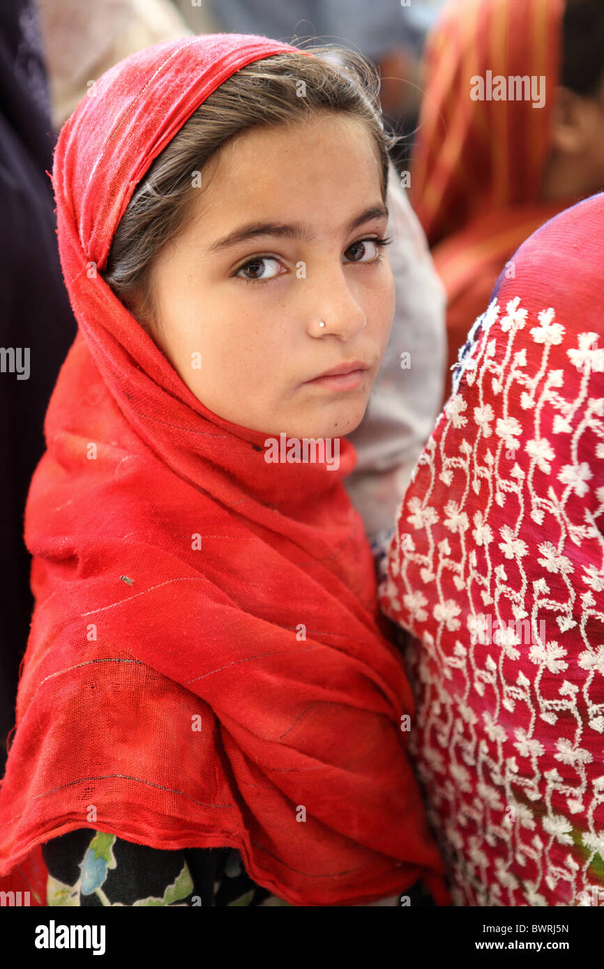 Retrato de una niña, Kokarai, Pakistán Foto de stock