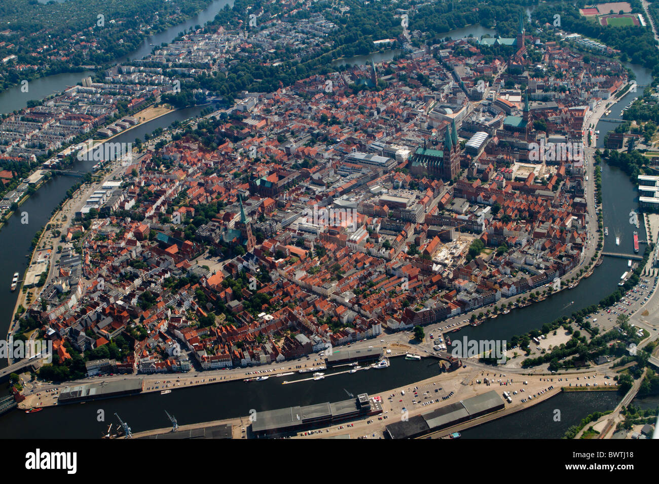 Fotografía aérea de la ciudad hanseática de Lübeck, Schleswig Holstein, Alemania Foto de stock