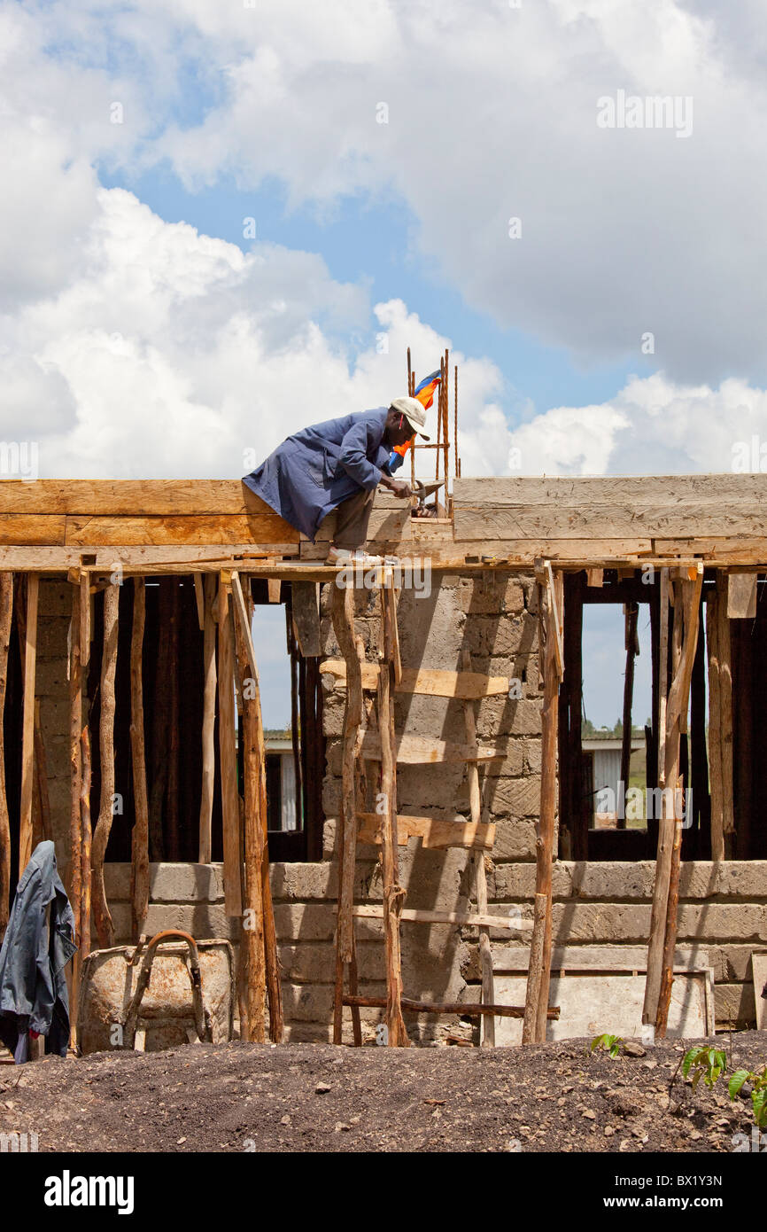 Edificio de nueva construcción, Maji Mazuri Centro y escuela, Nairobi, Kenia Foto de stock