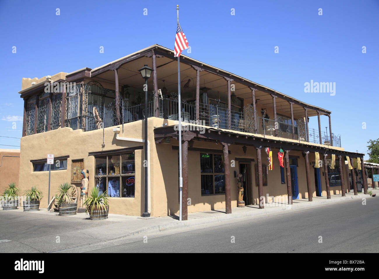 Arquitectura de adobe, Old Town, Albuquerque, Nuevo México, Estados Unidos de América, América del Norte Foto de stock