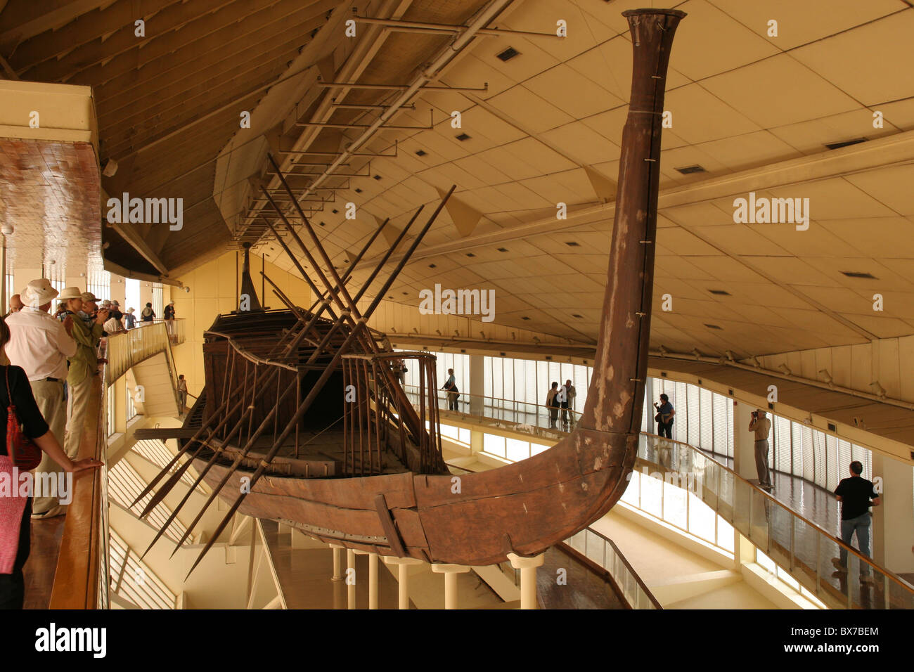Museo del Barco Solar en Giza, El Cairo Egipto Foto de stock