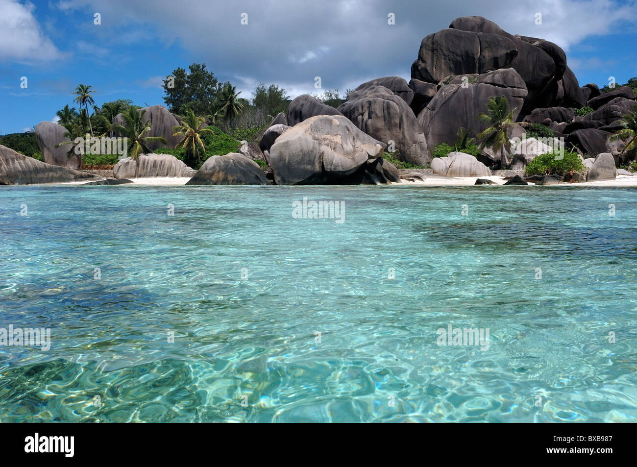 Laguna, Anse Source d'Argent beach, Seychelles Foto de stock