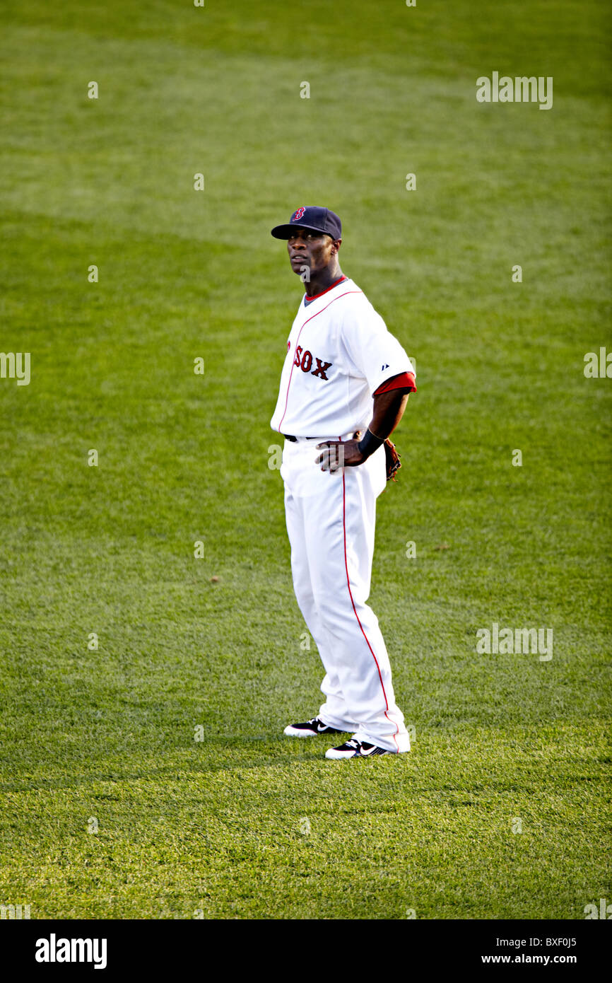 Mike Cameron durante el 15 de julio de 2010 Partido de los Red Sox en Fenway Park, de Boston. Foto de stock