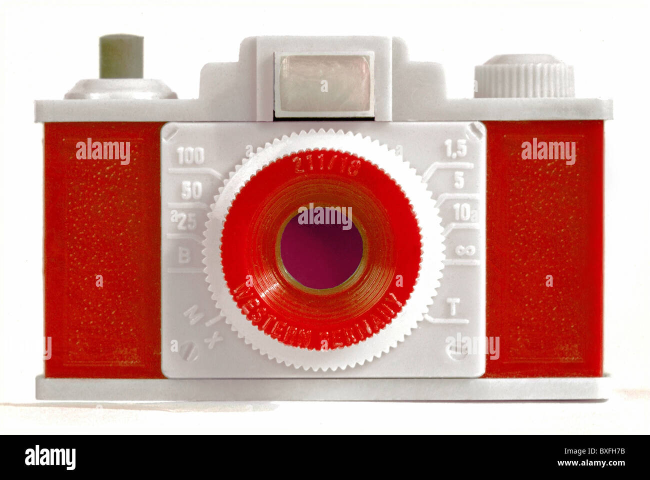Cámaras de juguete de plástico fotografías e imágenes de alta resolución -  Alamy