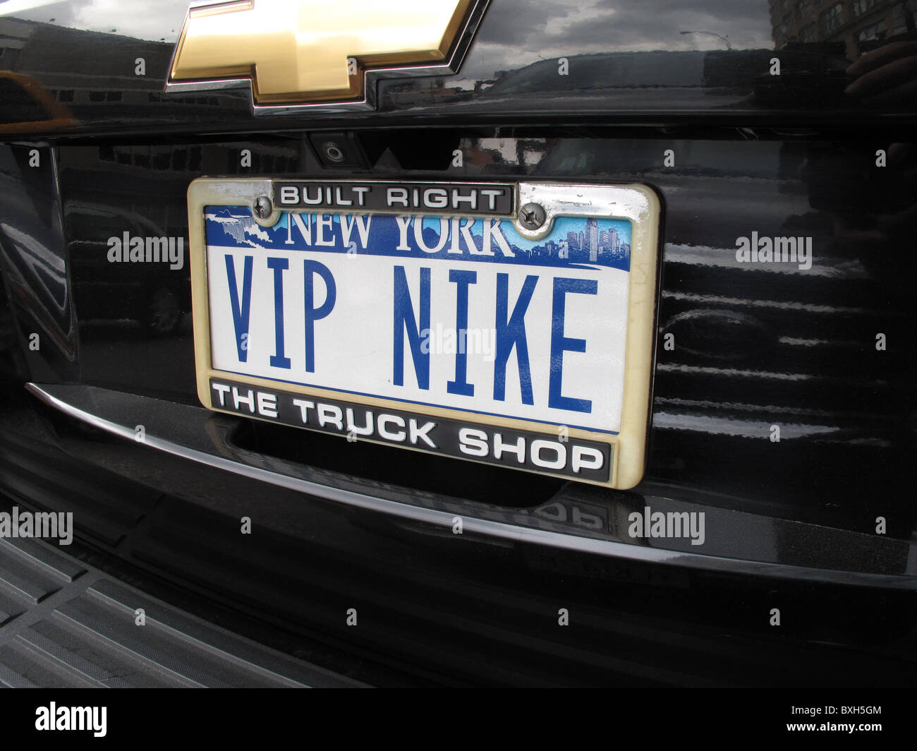 NIKE VIP matrícula en un camión Chrysler Fotografía de stock - Alamy
