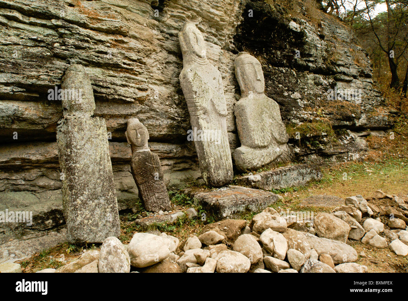 Las imágenes de Buda de piedra labrada, Templo Unjusa, Corea del Sur Foto de stock