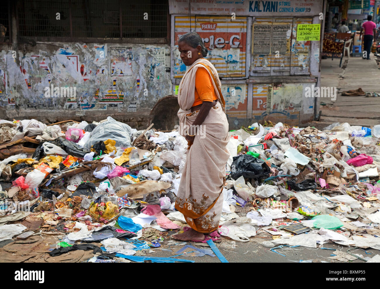 Reciclaje De Basura India Fotos e Imágenes de stock - Alamy