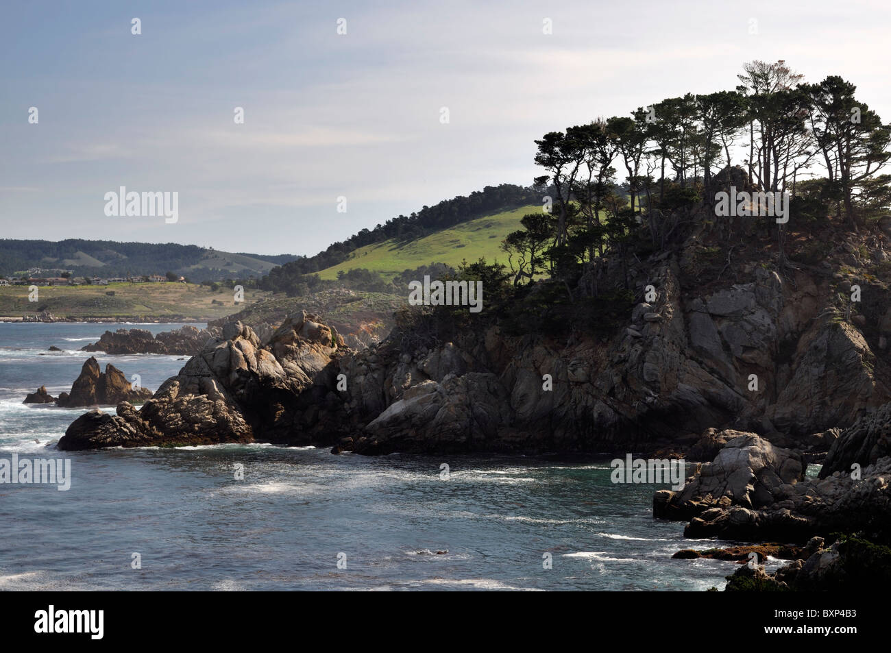 Point Lobos State Reserve litoral costero de la costa de la bahía de Monterey paisaje rocoso California EE.UU. Foto de stock