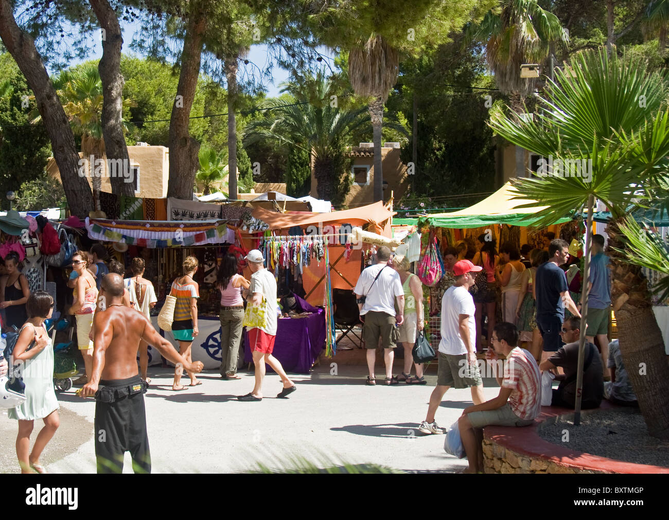 El mercado hippy Punta Arabi, Es Cana, Ibiza Fotografía de stock - Alamy