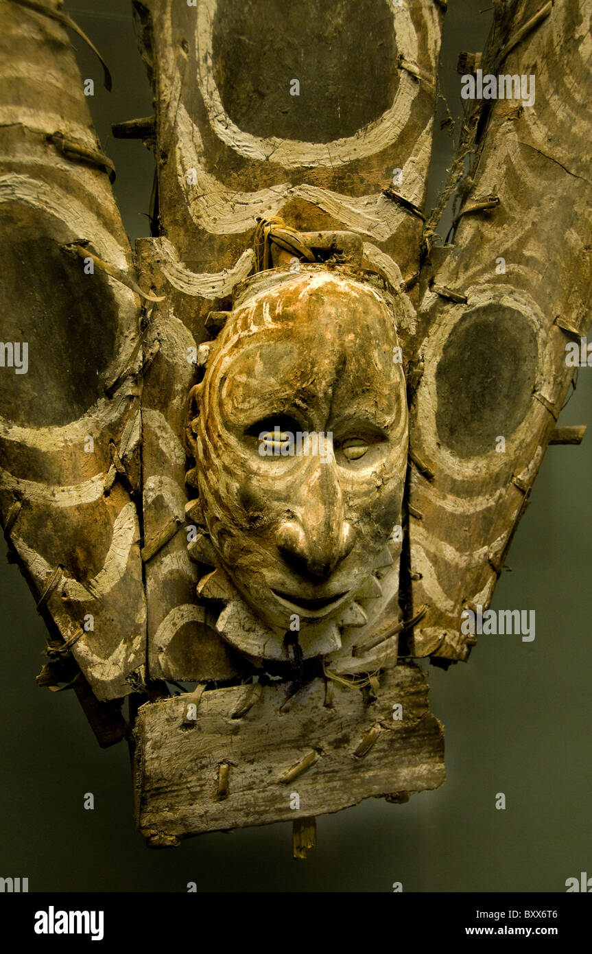 Sepik Papua Nueva Guinea Indonesia Museo Mask Foto de stock