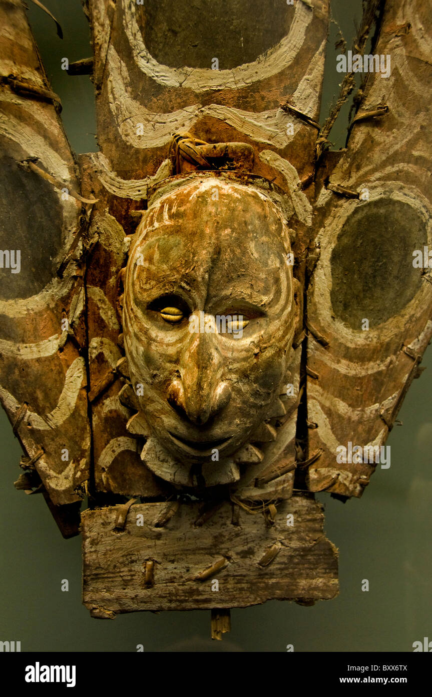 Sepik Papua Nueva Guinea Indonesia Museo Mask Foto de stock