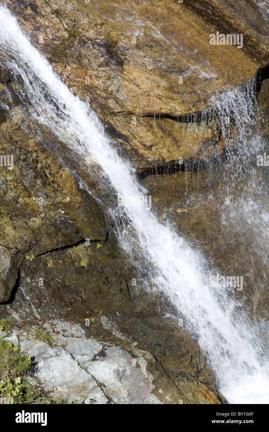 Río Martelltal Plima,, en el Parque Nacional de Stelvio, Italia Foto de stock