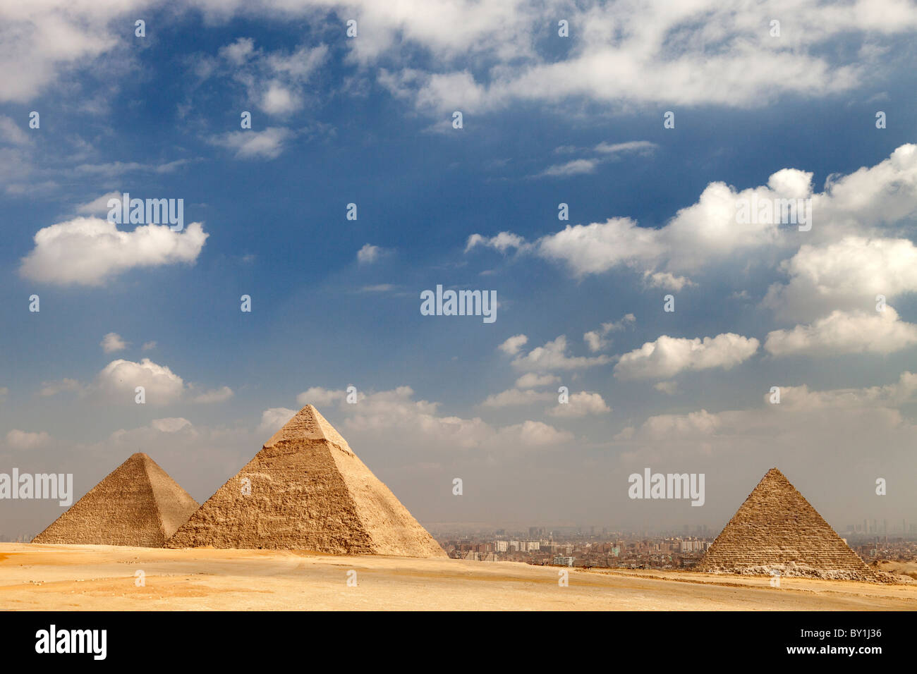 Tres pirámides de Giza, Egipto- Khufu, Khafre y Menkaure Foto de stock