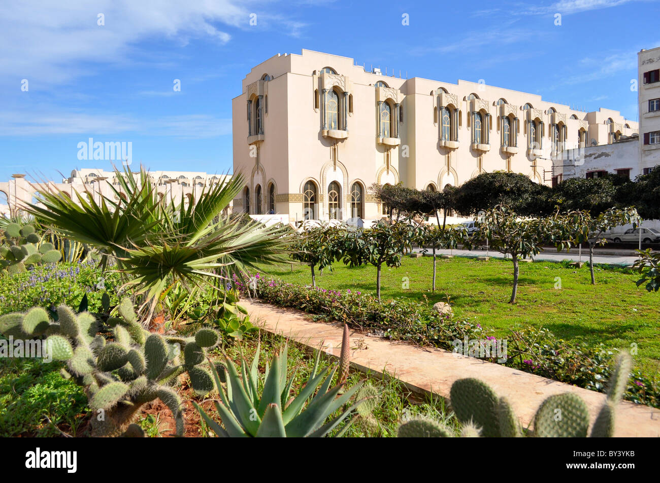Casablanca Innenstadt, Moschee in der Innenstadt, Hassan II.-Moschee, centro de ciudad de Casablanca, la mezquita de la ciudad. Foto de stock