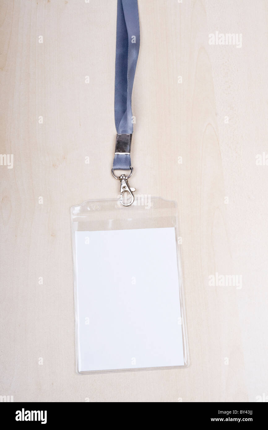 Insignia de tarjeta ID en blanco con espacio de copia Foto de stock