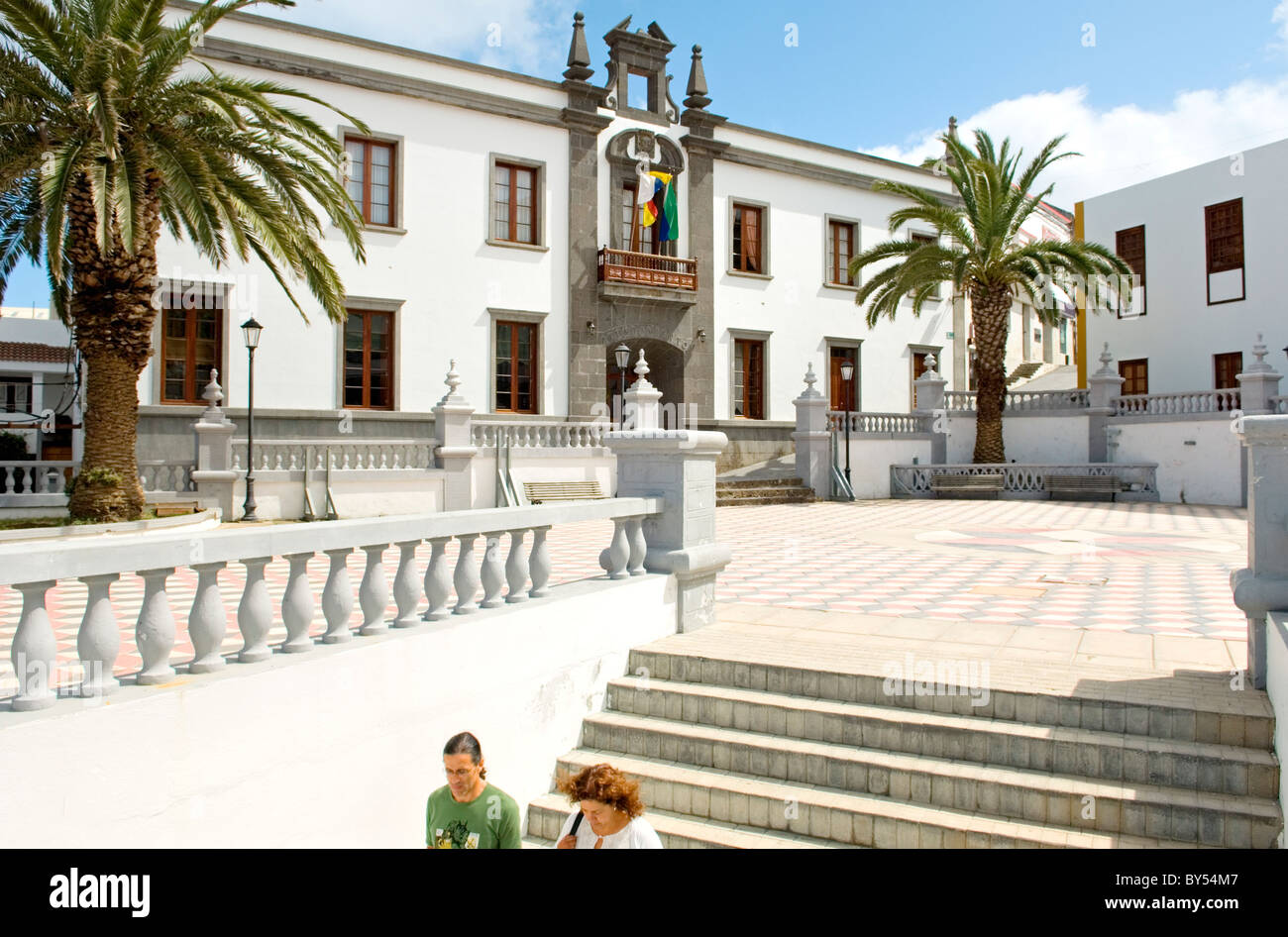 El Hierro, Islas Canarias. El Ayuntamiento de la ciudad, en la principal  ciudad de la isla de Valverde Fotografía de stock - Alamy