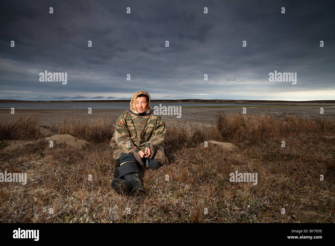La península de Yamal, Siberia Occidental , Rusia . La tribu Nenet forma de vida se enfrentan a amenazas de exploración de gas y el cambio climático Foto de stock
