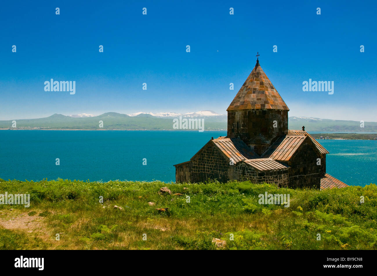 Sevanavank monasterio en el lago Sevan, Armenia, Oriente Medio Foto de stock