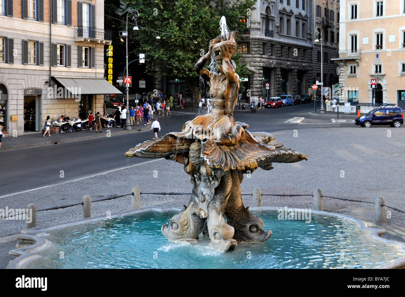 Fuente Triton, Piazza Barberini, Roma, Lazio, Italia, Europa Foto de stock