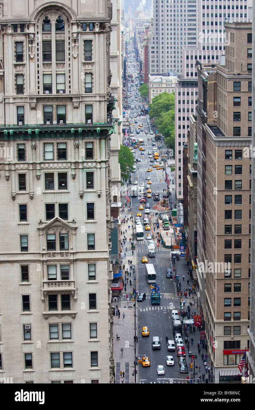 Escena de una calle en el centro de Manhattan, Ciudad de Nueva York Foto de stock
