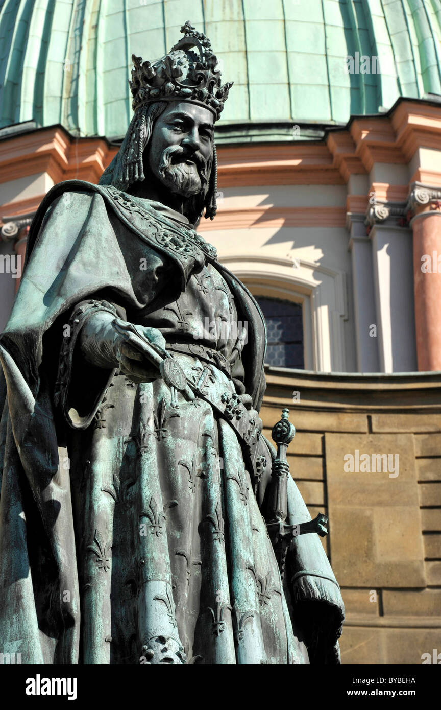 Estatua en bronce, el monumento del