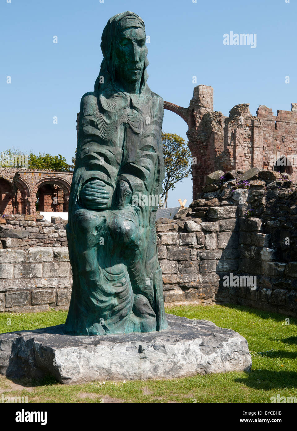 St Cuthbert estatua Foto de stock
